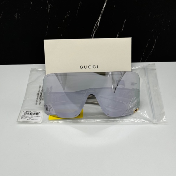 NEW GUCCI GG1631S 013 UNISEX SUNGLASSES GG 1631S 013 GUCCI SHIELD GREY EYEWEAR - Picture 11 of 11
